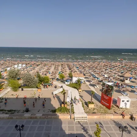 Plazza Mamaia Nord 公寓式酒店 3*